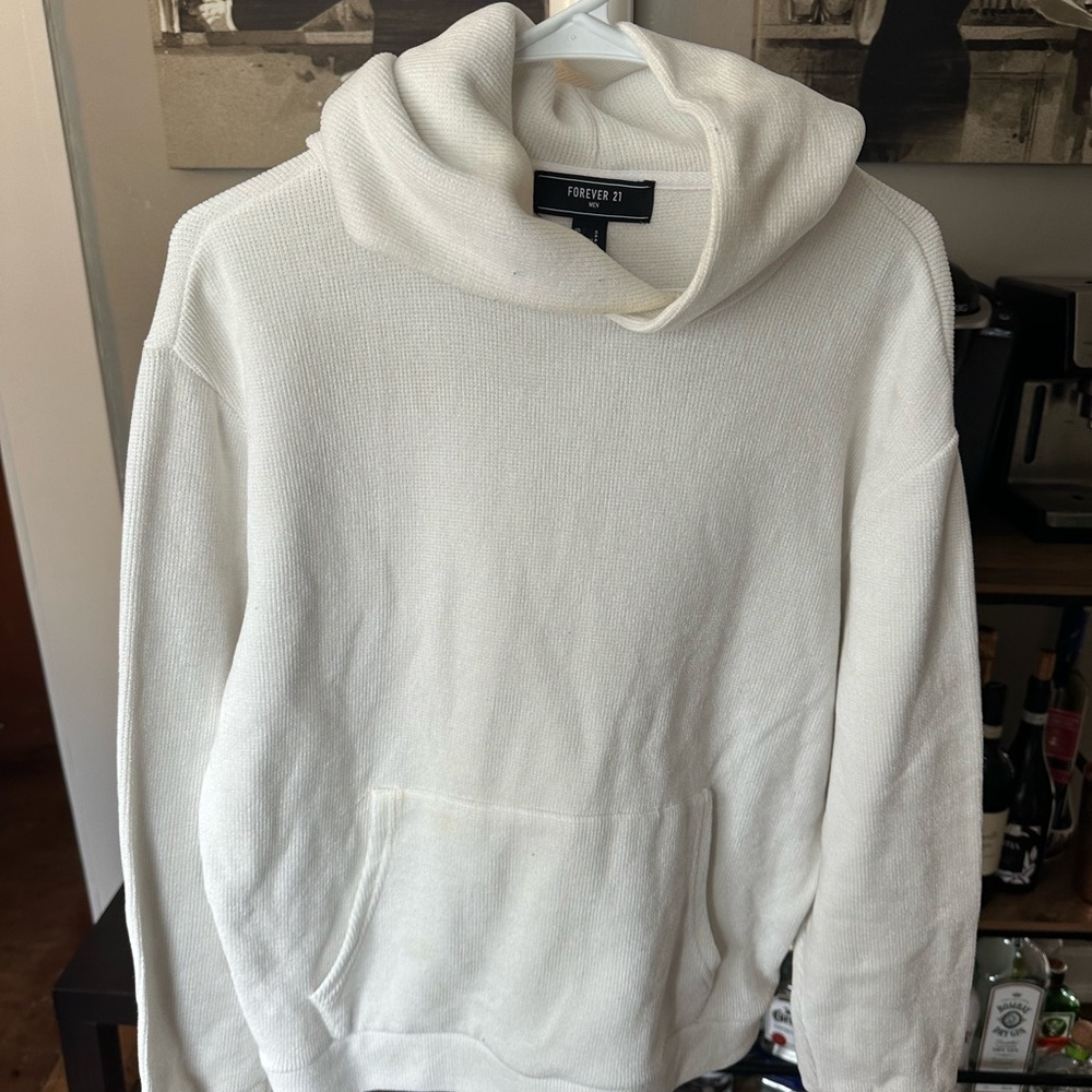 Forever 21 Men’s White Hooded Sweater